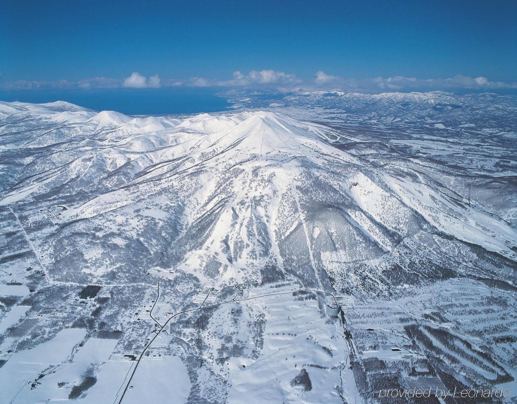 Kasara Niseko Village Townhouse - Small Luxury Hotels Of The World Exterior photo